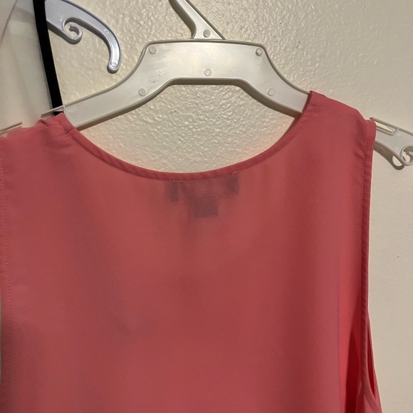 NWT women’s Charlie Paige Pink , White and Pink Floral Blouses Set - Picture 9 of 9